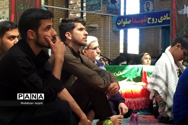 دانش‌آموزان پسر رودهن در اردوی راهیان نور یادمان عملیات مرصاد