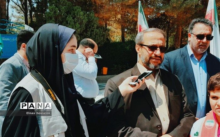 مراسم آیین غبار روبی گلزار شهدا برگزار شد