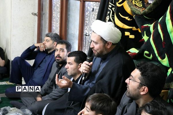 مراسم رحلت حضرت عبدالعظیم حسنی {ع} با حضور دانش‌آموزان عزادار آموزش و پرورش ناحیه 2 شهرری