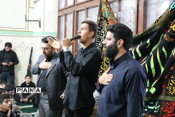 مراسم رحلت حضرت عبدالعظیم حسنی {ع} با حضور دانش‌آموزان عزادار آموزش و پرورش ناحیه 2 شهرری