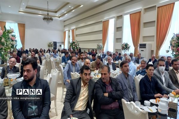 گرامیداشت مقام معلم در سیمرغ