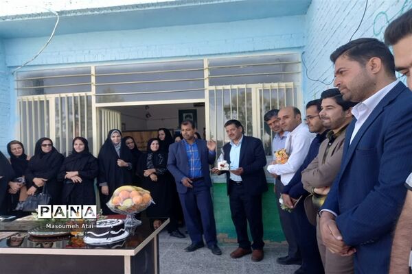 بزرگداشت مقام معلم در دبیرستان کیان خاتم