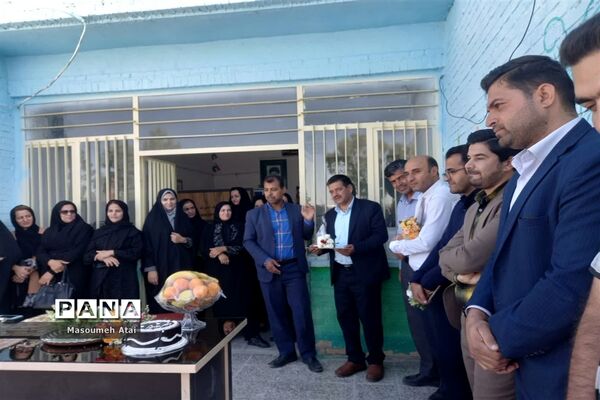 بزرگداشت مقام معلم در دبیرستان کیان خاتم