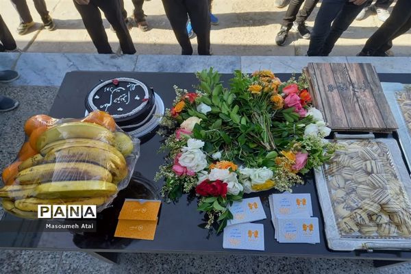 بزرگداشت مقام معلم در دبیرستان کیان خاتم