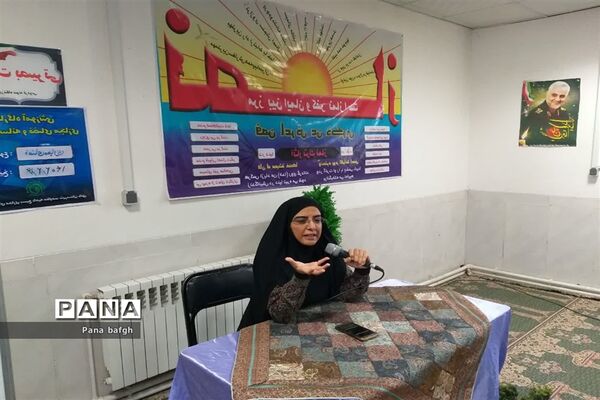برپایی نشست بصیرتی در مدرسه نمونه دولتی فردوس بافق