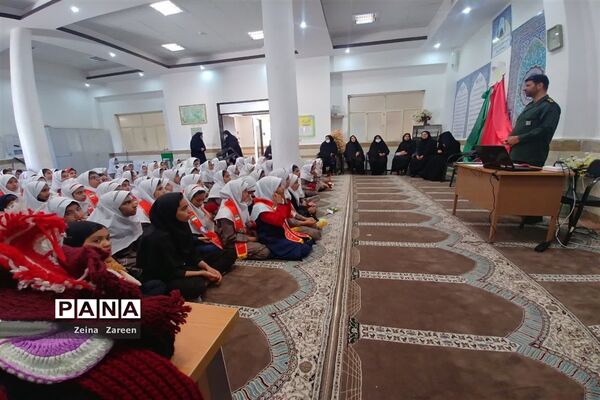 بزرگداشت مقام معلم در مدرسه شهید حسین زارع زاده مهریز