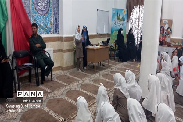 بزرگداشت مقام معلم در مدرسه شهید حسین زارع زاده مهریز