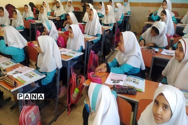 بازدید رئیس آموزش و پرورش از مدارس  شهرستانهای تهران به‌مناسبت هفته معلم