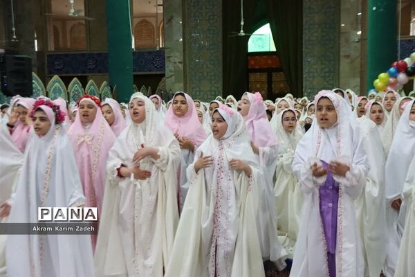 جشن تکلیف دانش‌آموزان پایه سوم مدارس شهرک واوان در اسلامشهر
