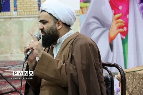 جشن تکلیف دانش‌آموزان پایه سوم مدارس شهرک واوان در اسلامشهر