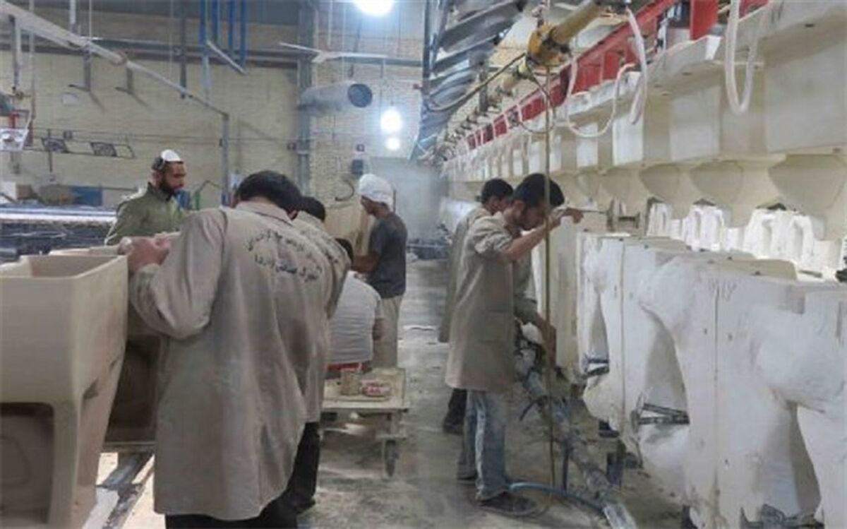 مدارس در جوار کارخانجات در راستای تولید مهارت و ایجاد اشتغال توسعه داده می‌شود