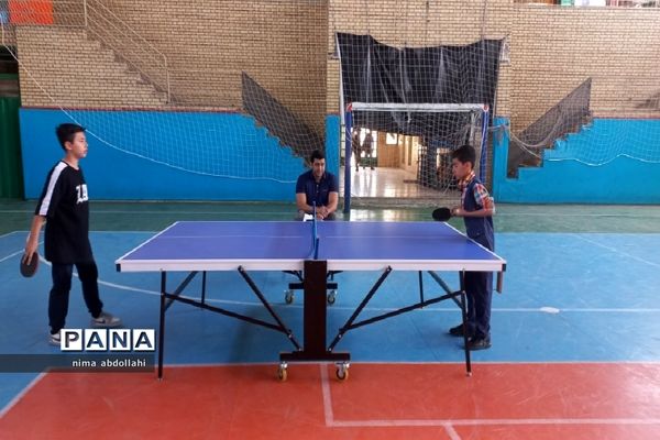 مسابقات تنیس روی میز پسران به‌مناسبت هفته معلم در کهریزک