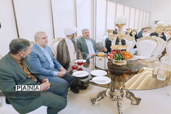 آیین تجلیل از معلمان نمونه شهرستان ملارد