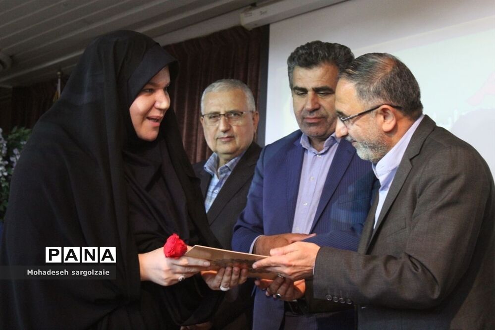 آیین گرامیداشت مقام معلم ساری