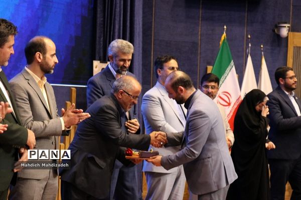 همایش سپاس معلم ویژه معلمان تربیت‌بدنی و مراقبین سلامت شهر مشهد