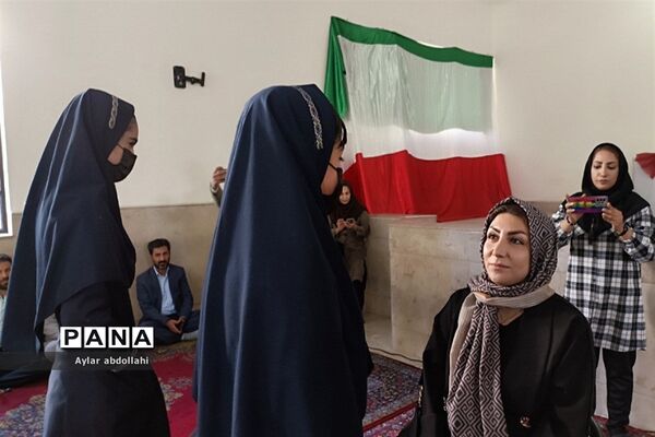 برگزاری جلسه مشاور خانواده در آموزشگاه الزهرا  قرچک