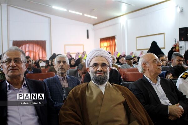 همایش گرامیداشت مقام معلم در نور