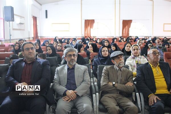 همایش گرامیداشت مقام معلم در نور