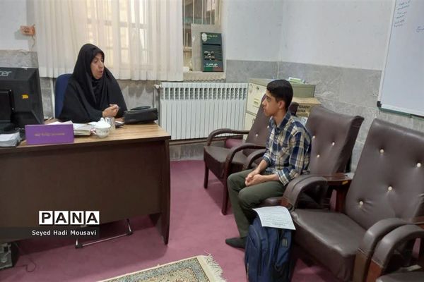 کارگاه توانمند‌سازی دانش‌آموزان برگزیده استانی مسابقات قرآن و عترت ناحیه یک یزد