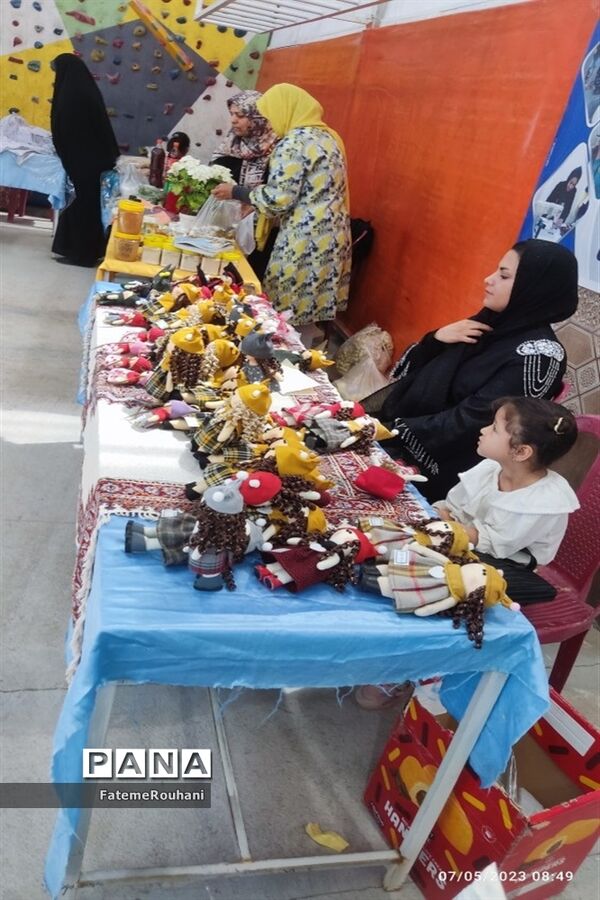 مراسم افتتاحیه نمایشگاه مشاغل خانگی بانوان خلیل‌آباد