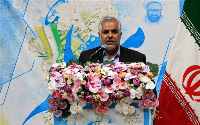 هفته بزرگداشت مقام معلم فرهنگ تقدیر از متولیان تعلیم و تربیت را نهادینه می‌کند