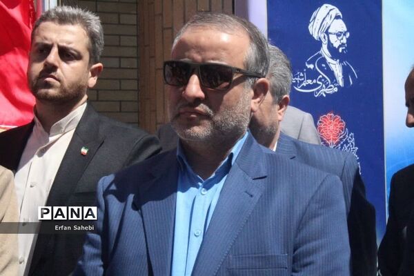 آیین استانی زنگ سپاس معلم در سمنان