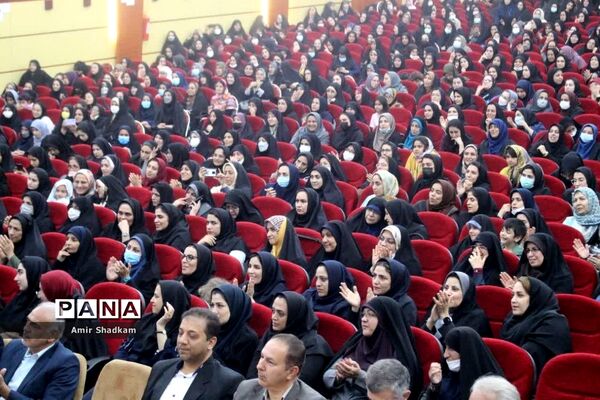 آیین تجلیل از مقام معلم در سمنان -1