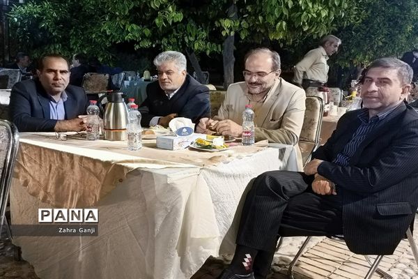 آیین تجلیل از معلمان نمونه استان فارس