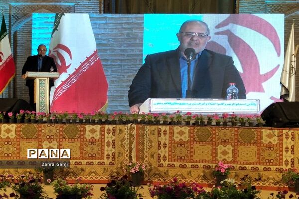 آیین تجلیل از معلمان نمونه استان فارس