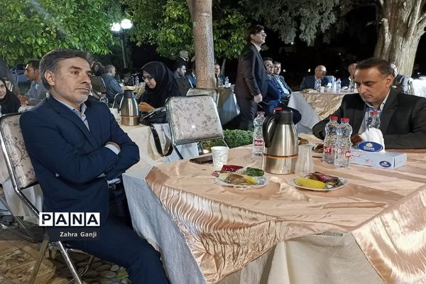 آیین تجلیل از معلمان نمونه استان فارس