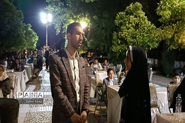 آیین تجلیل از معلمان نمونه استان فارس