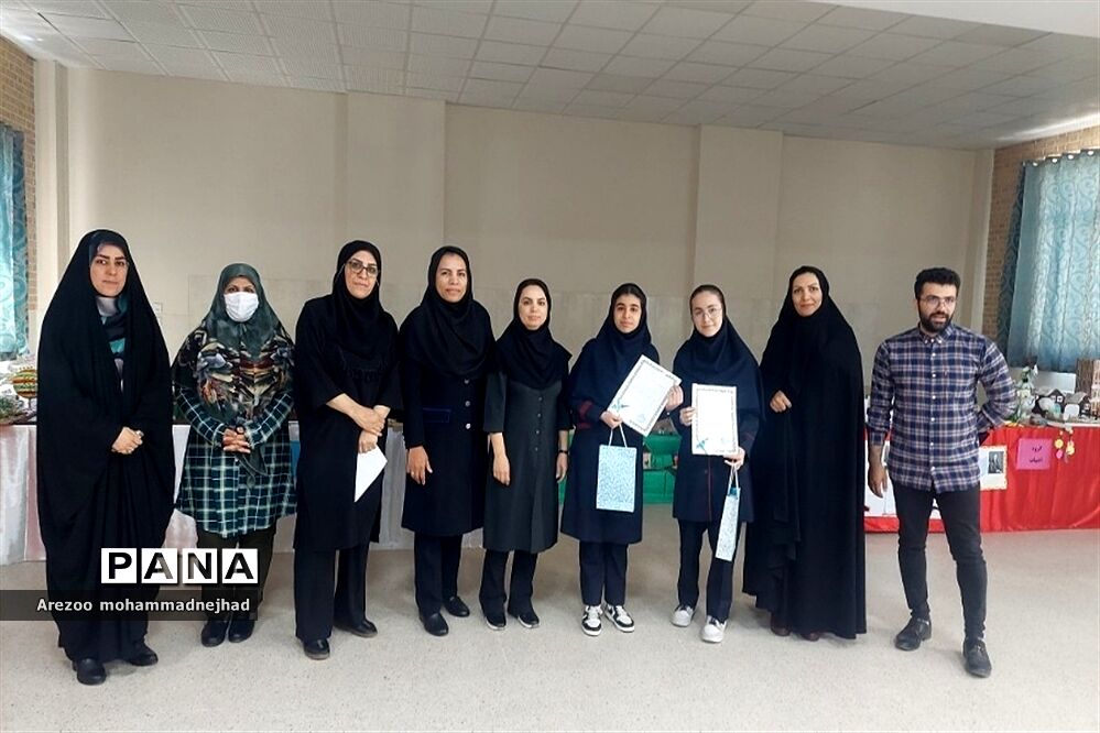 تجلیل از دانش‌آموزان پژوهشسرای باقرالعلوم قرچک