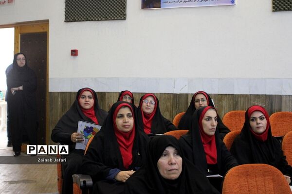 تجلیل از معلمان نمونه استان بوشهر