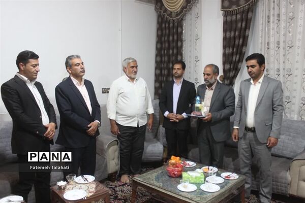 تجلیل از فرهنگیان بازنشسته شهرستان مروست