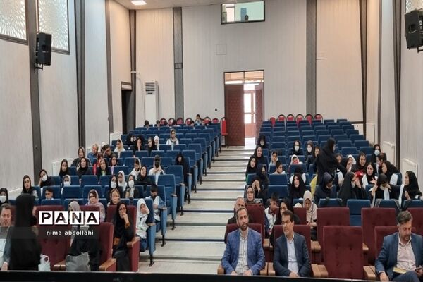 همایش هفته سلامت و تجلیل از منتخبین هفتمین جشنواره سفیران سلامت و فعالان حوزه سلامت
