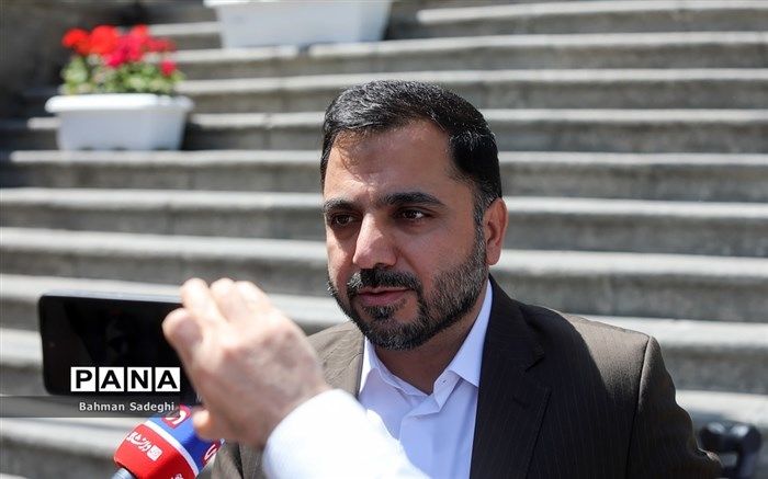 زارع‌پور: پروژه فیبرنوری ۳ تا ۴ دهه آینده را بیمه می‌کند