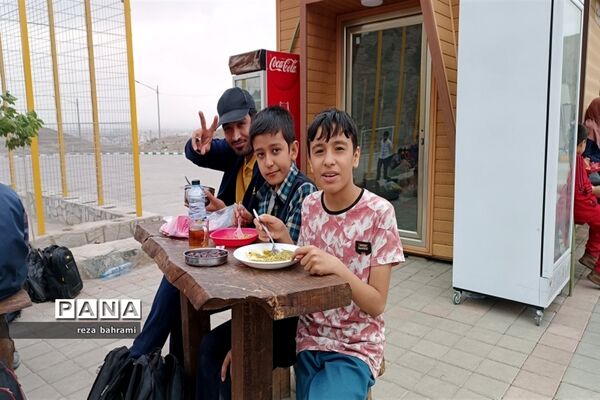 اردوی کوهپیمایی و طبیعت‌گردی دانش‌آموزان پیشتاز ناحیه ۷ مشهد مقدس