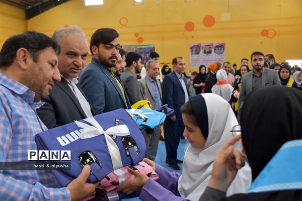 مانور تشکیلاتی سازمان دانش‌آموزی جهرم و اختتامیه المپیاد رویش