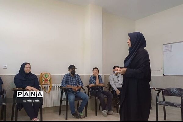 برگزاری کارگاه آموزشی خبرنگاری پانا در آموزش و پرورش رودهن