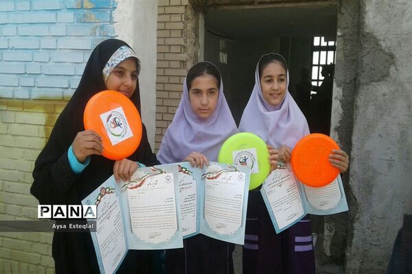 برگزاری مسابقات بازی‌های فکری دانش‌آموزان دختر مقطع ابتدایی استان فارس