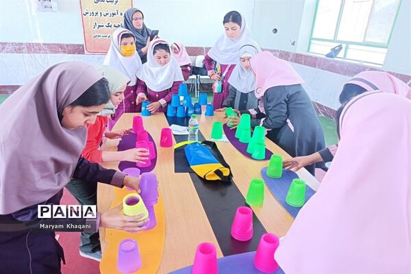 برگزاری مسابقات بازی‌های فکری دانش‌آموزان دختر مقطع ابتدایی استان فارس