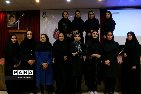 تقدیر از استادان مرکز آموزش عالی کاشمر