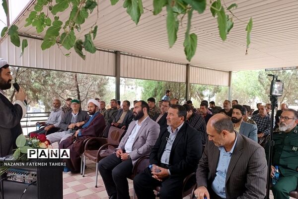 آیین غبارروبی و عطر افشانی مزار شیخ یعقوب کلینی