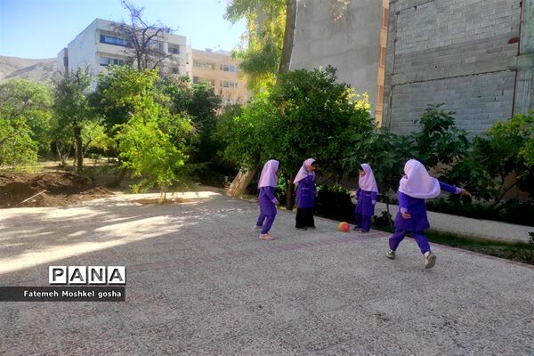اردوی فرهنگی تفریحی دانش‌آموزان دبستان دخترانه مبعث ناحیه 3 شیراز