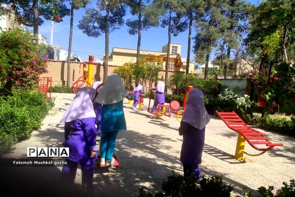 اردوی فرهنگی تفریحی دانش‌آموزان دبستان دخترانه مبعث ناحیه 3 شیراز