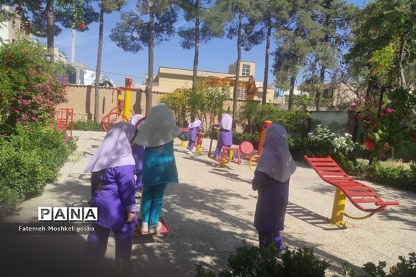 اردوی فرهنگی تفریحی دانش‌آموزان دبستان دخترانه مبعث ناحیه 3 شیراز