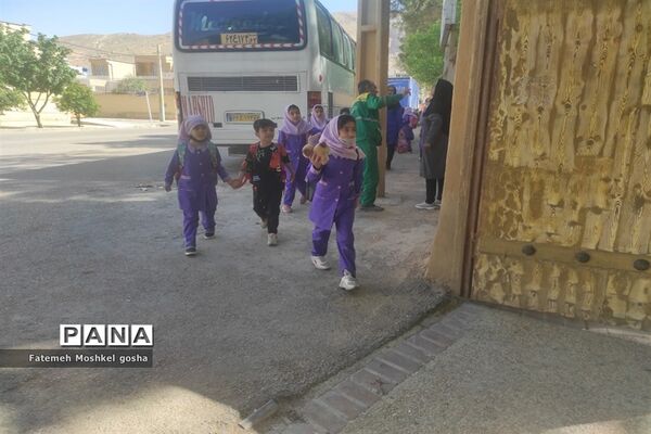 اردوی فرهنگی تفریحی دانش‌آموزان دبستان دخترانه مبعث ناحیه 3 شیراز