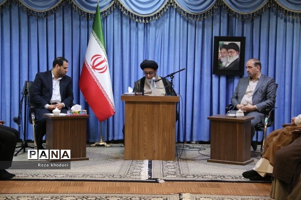 دیدار سرپرست وزارت آموزش و پرورش با نماینده ولی فقیه در آذربایجان شرقی
