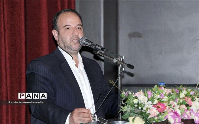 معلمان ‌سکانداران نظام تعلیم و تربیت هستند