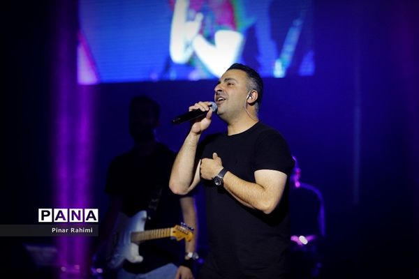 کنسرت علیرضا طلیسچی در تبریز